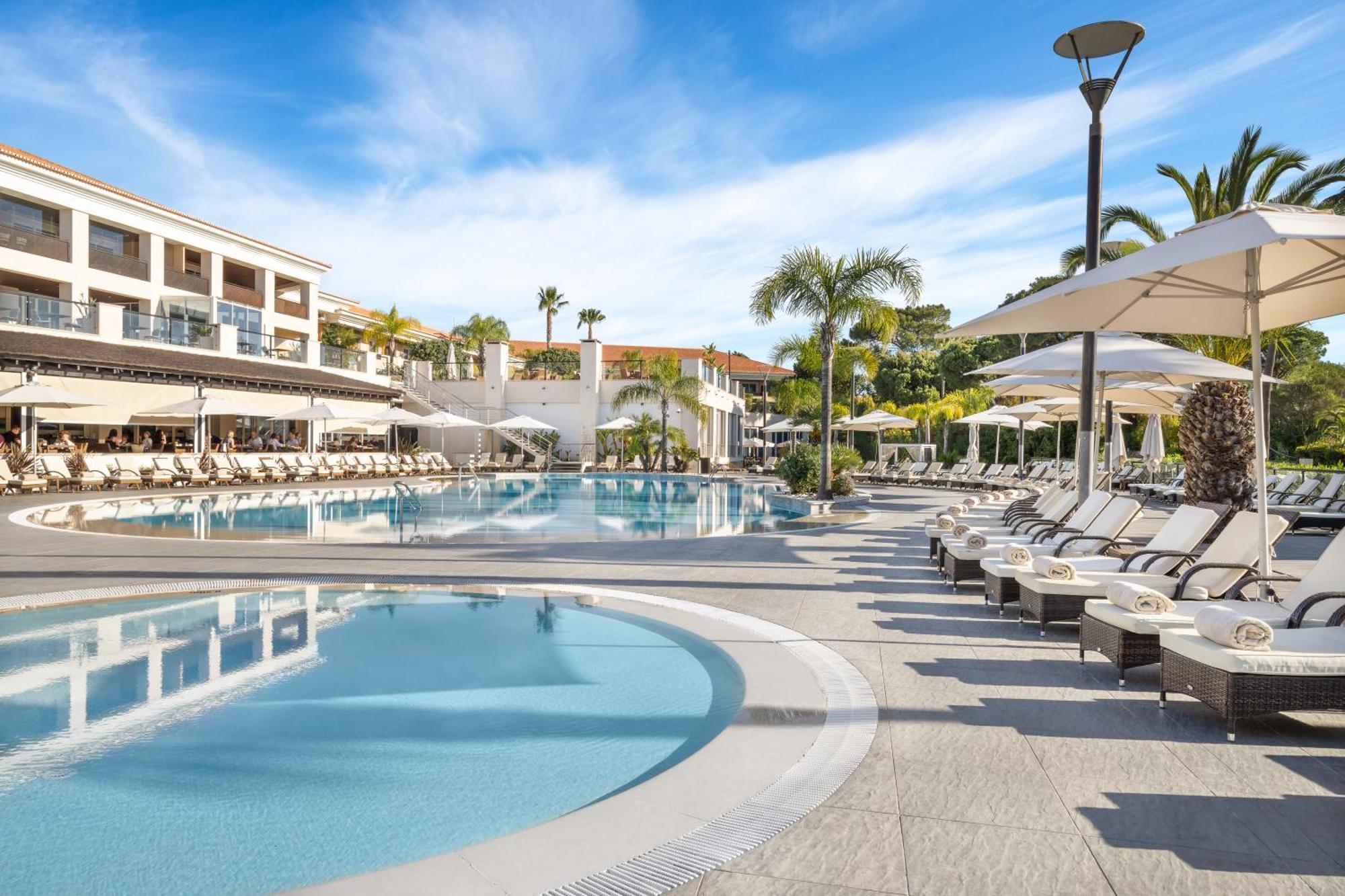Wyndham Grand Algarve Hotell Quinta do Lago Eksteriør bilde The pool at the Sheraton Carlsbad Resort & Spa